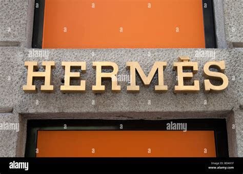 hermes via della spiga|Google Maps.